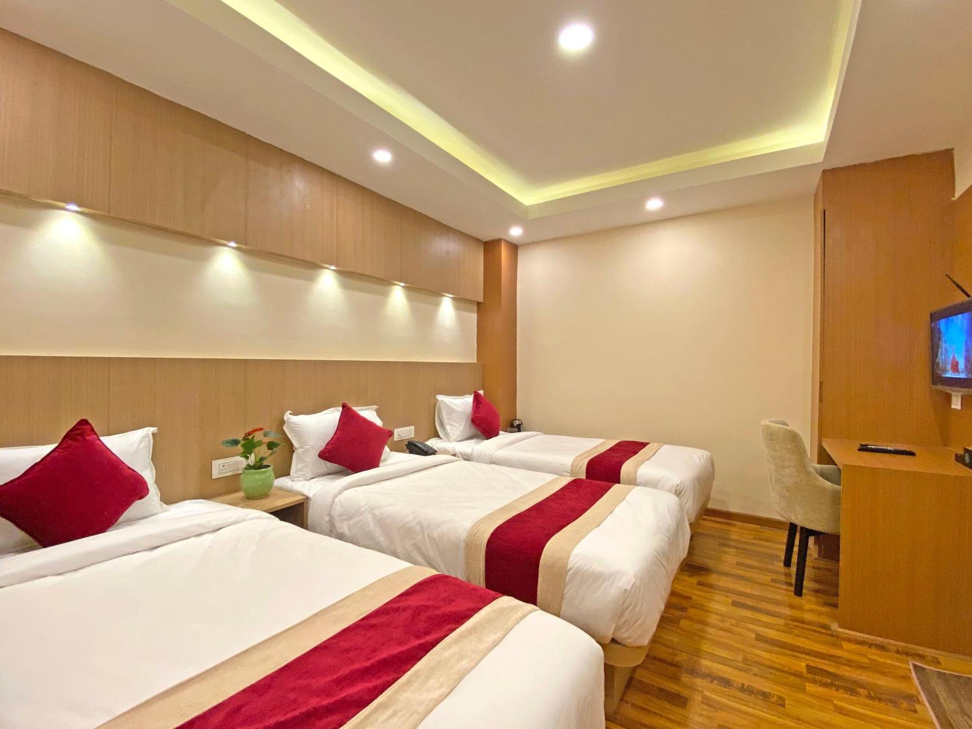 Hotel Nilakantha Pvt. Ltd Kathmandu Exterior photo